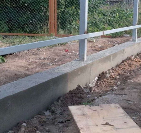 Фундамент под забор